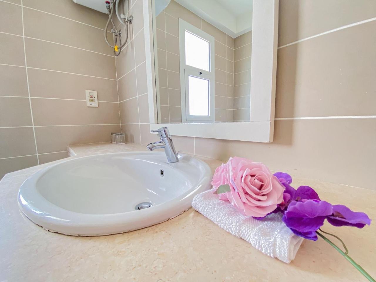 Апартаменты Nayah Stays, Joubal Lagoons Flowery
