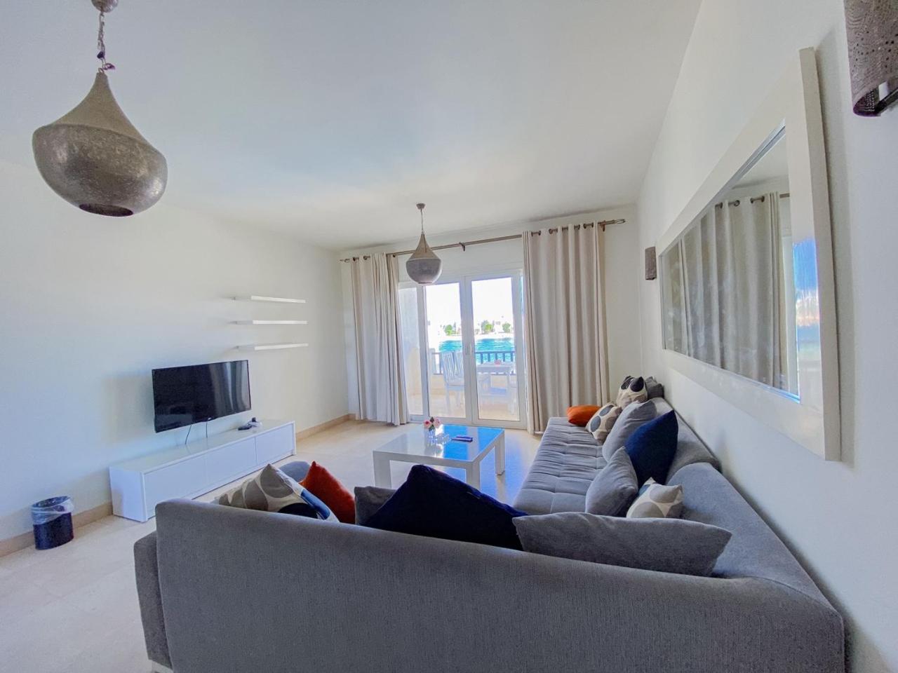 Appartement Nayah Stays, Joubal Lagoons Flowery *